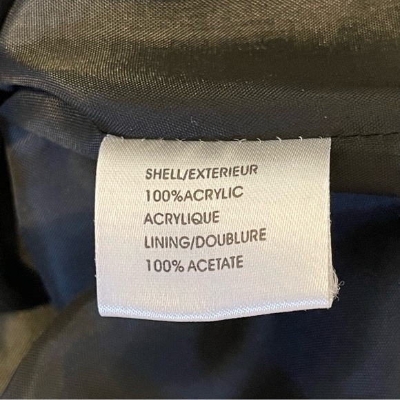 Black and White Houndstooth Jacket by ConradC Collection Size 8 - Picture 13 of 14